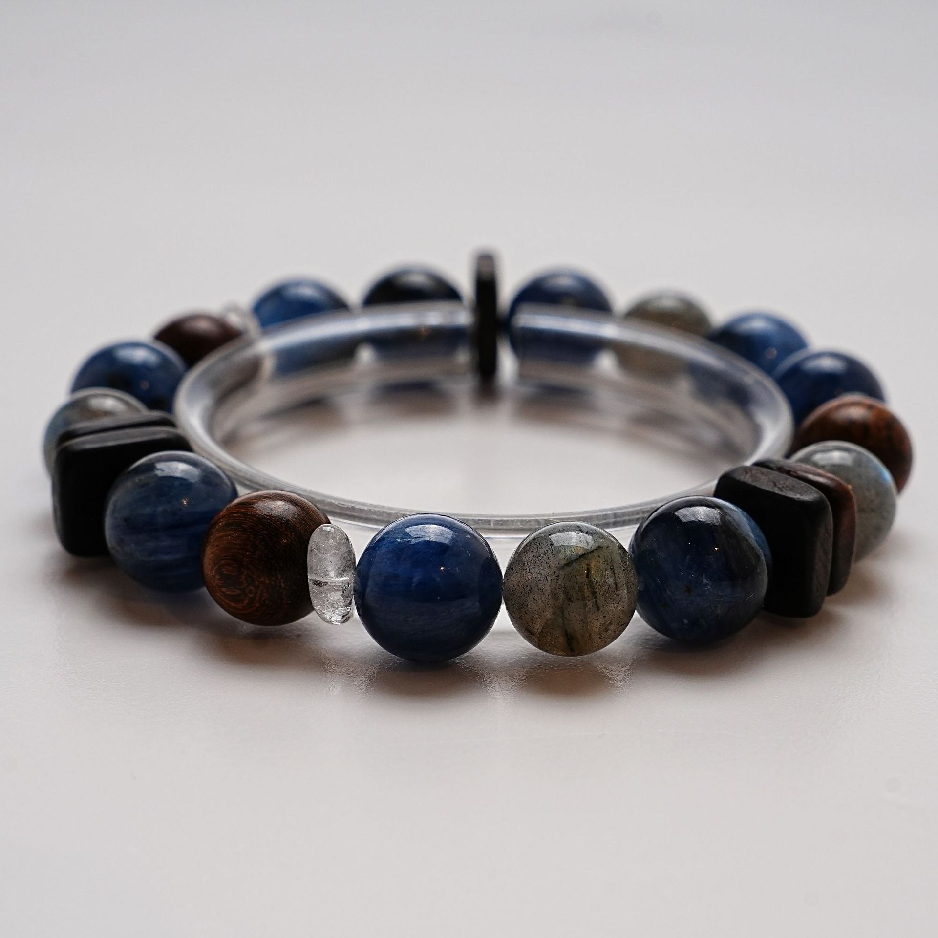 Natural Kyanite Crystal Bracelet for Women Versatile Gray Moonlight Li Ruqiong Bracelet