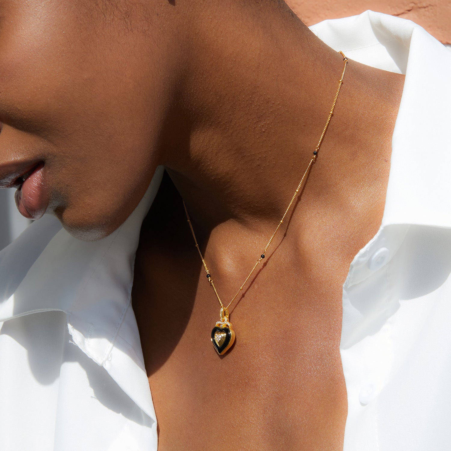 Whole Body925Silver Heart Black Onyx Necklace Electroplated18K Gold Handcrafted Bead Chain Niche Light Luxury Design Pendant