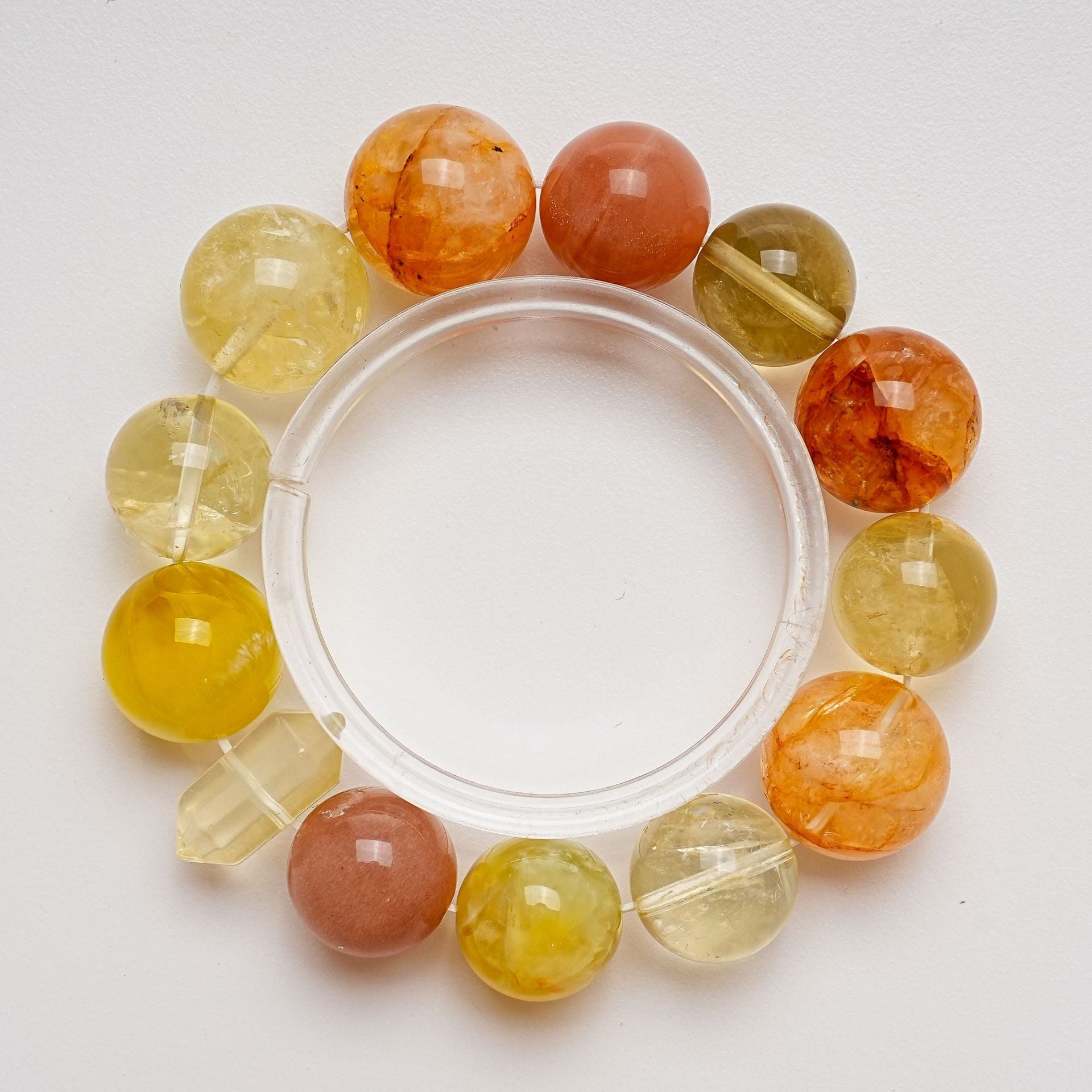Natural Yellow Gum Flower Crystal Bracelet for Women Versatile Golden Grape Orange Moonlight Bracelet