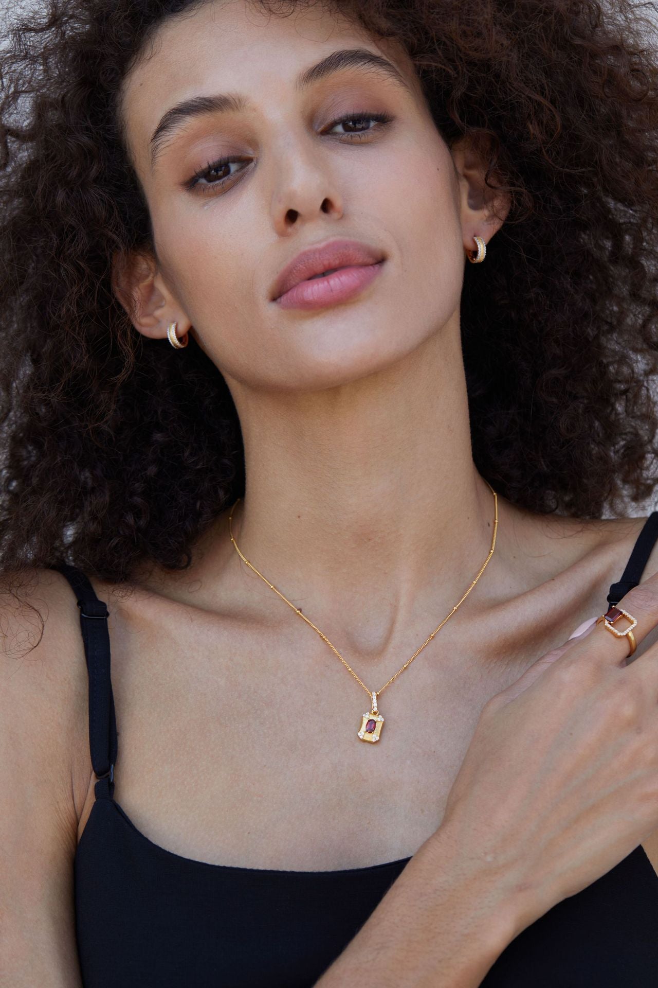 S925Silver Brushed Necklace Natural Garnet Women's Niche Light Luxury Style Pendant Bead Chain Versatile Necklace Collarbone Chain