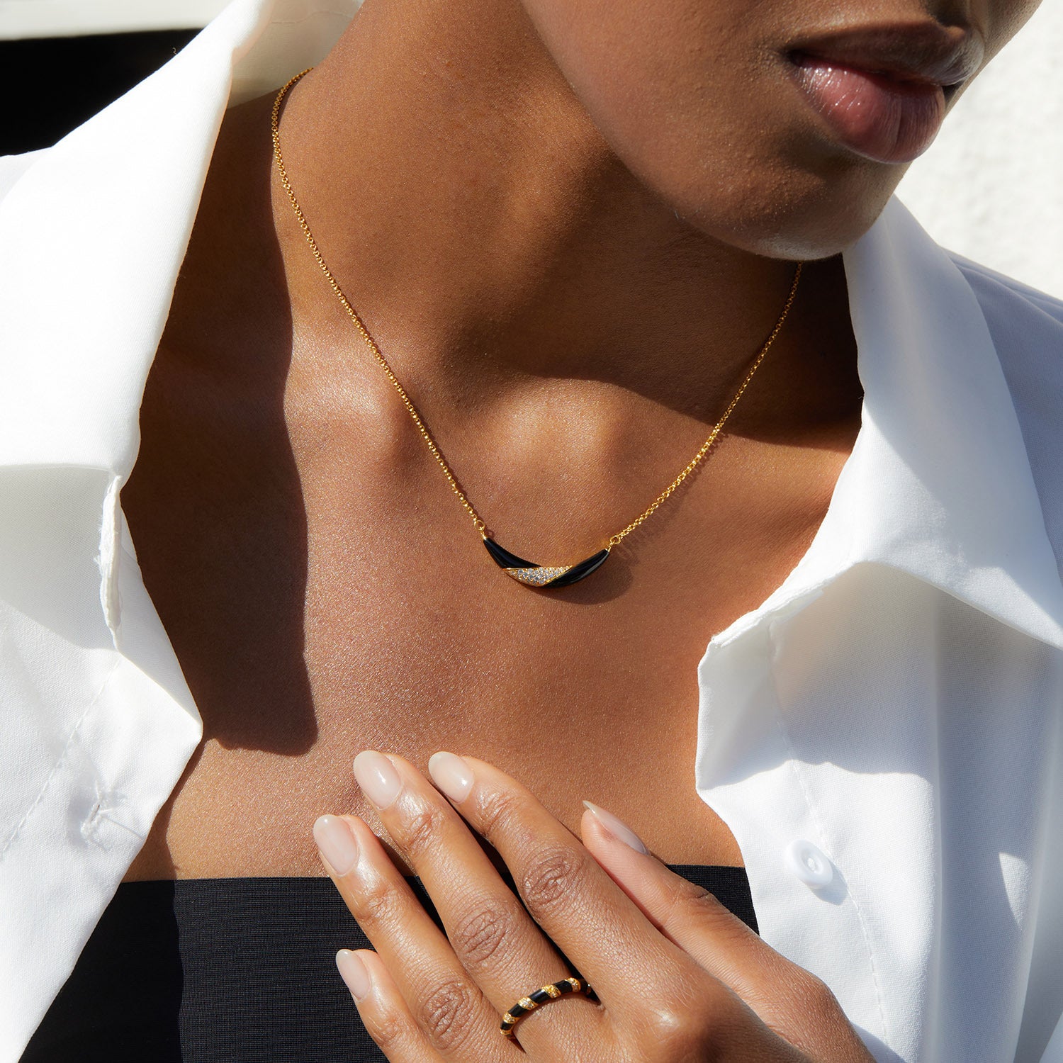 Whole Body925Silver Plating18K Gold Natural Lapis Lazuli White Mother-of-Pearl Black Onyx Necklace Niche Design Sense Smile Pendant