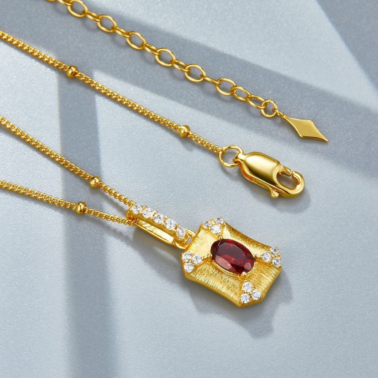 S925Silver Brushed Necklace Natural Garnet Women's Niche Light Luxury Style Pendant Bead Chain Versatile Necklace Collarbone Chain