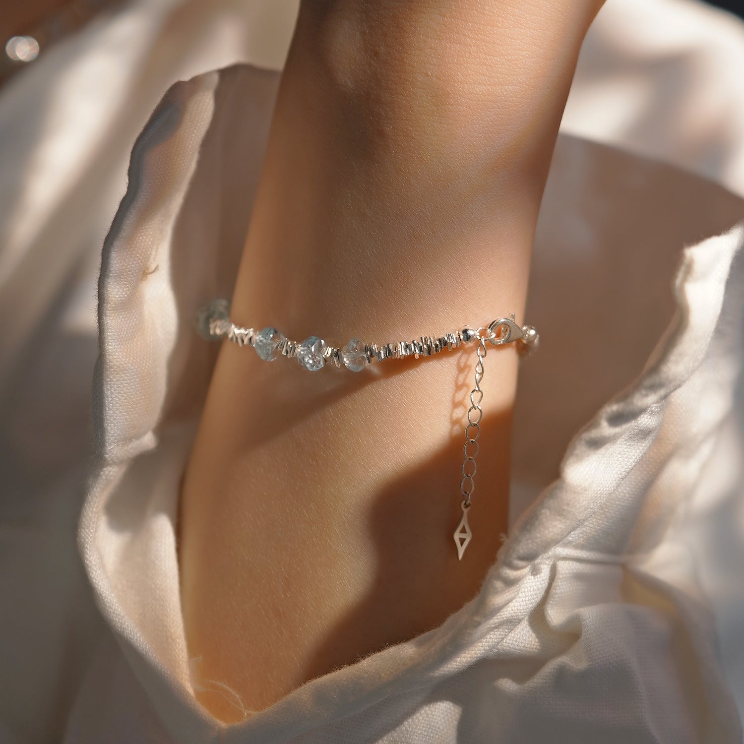 S925Silver Fragment Natural Topaz Bracelet Exquisite Niche High-End Light Luxury Silver Jewelry