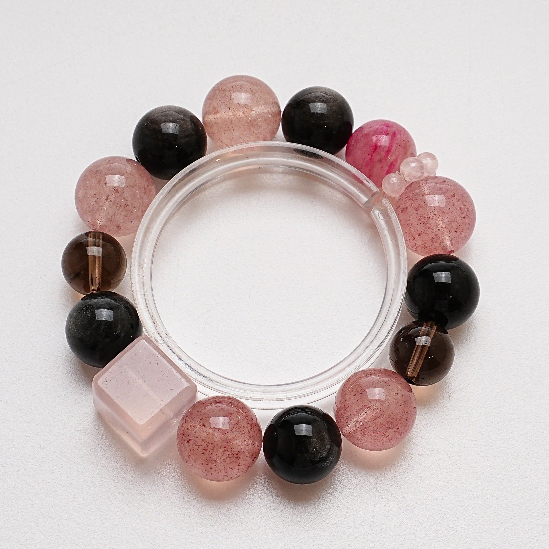 Natural Crystal Strawberry Crystal Bracelet Women's Shijia Fashion High-end Bracelet