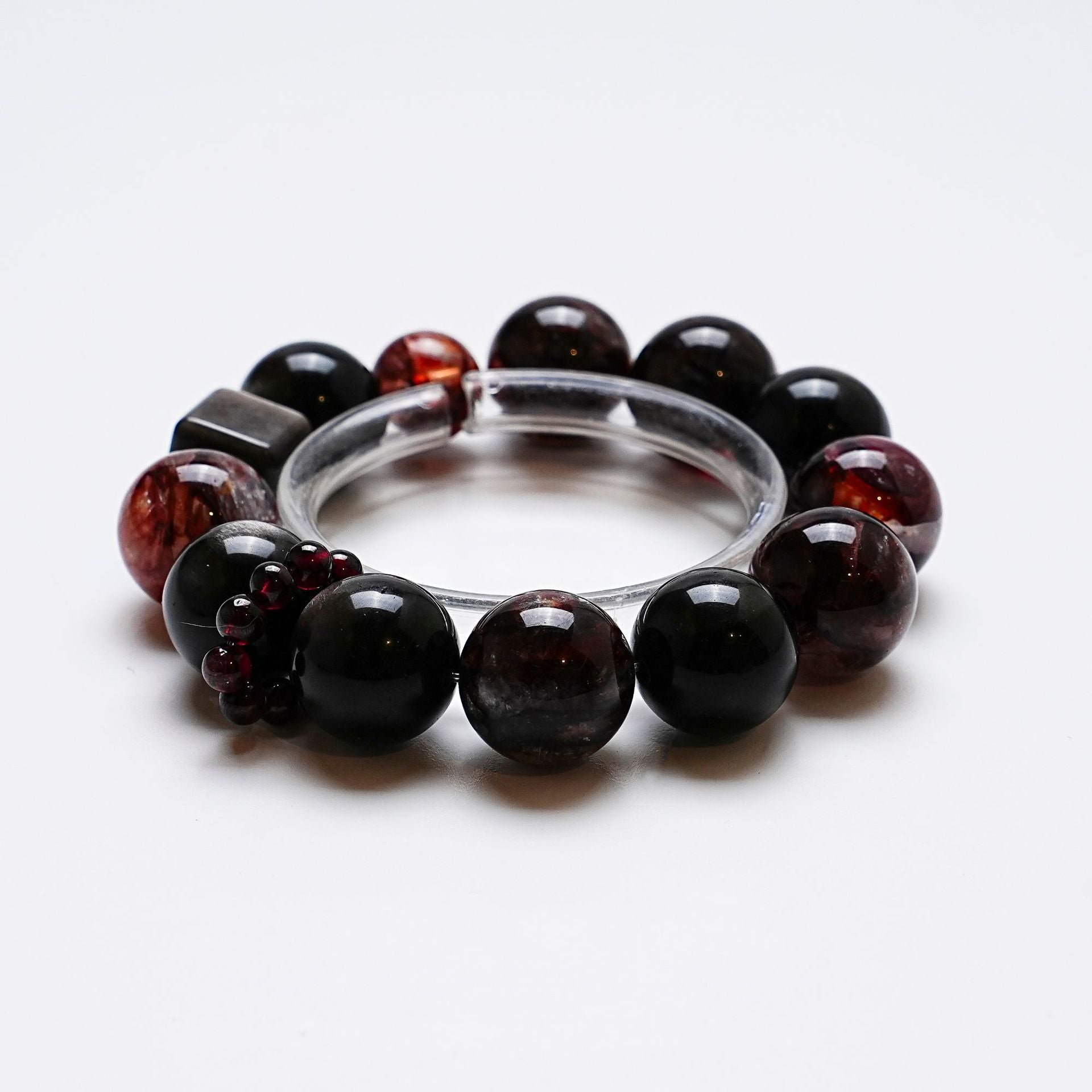 Natural Silver Shining Stone Crystal Bracelet for Women Single Circle Versatile Garnet Bracelet