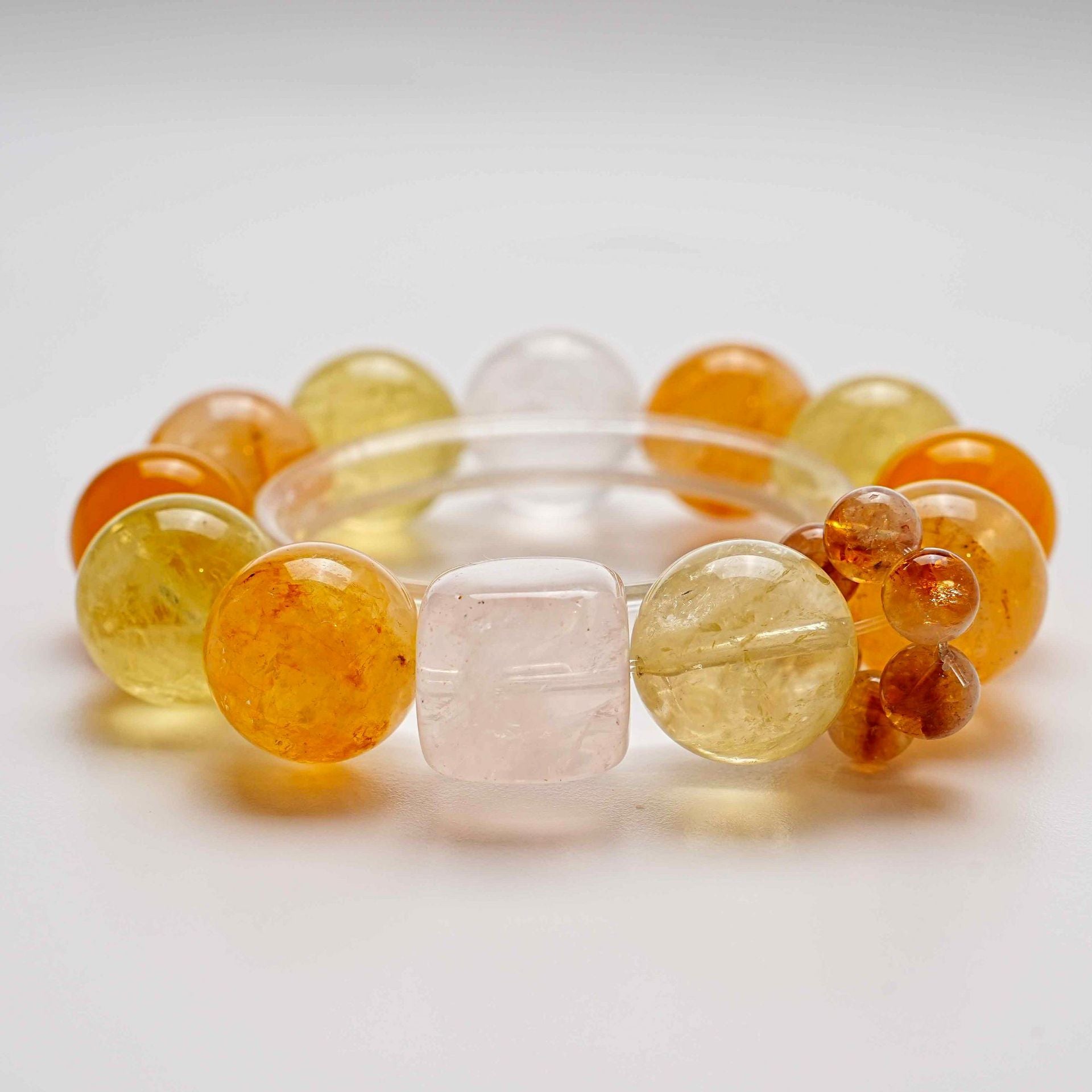 Natural Yellow Gum Flower Crystal Bracelet for Women Fashionable Milky White Crystal Lemon Crystal Bracelet