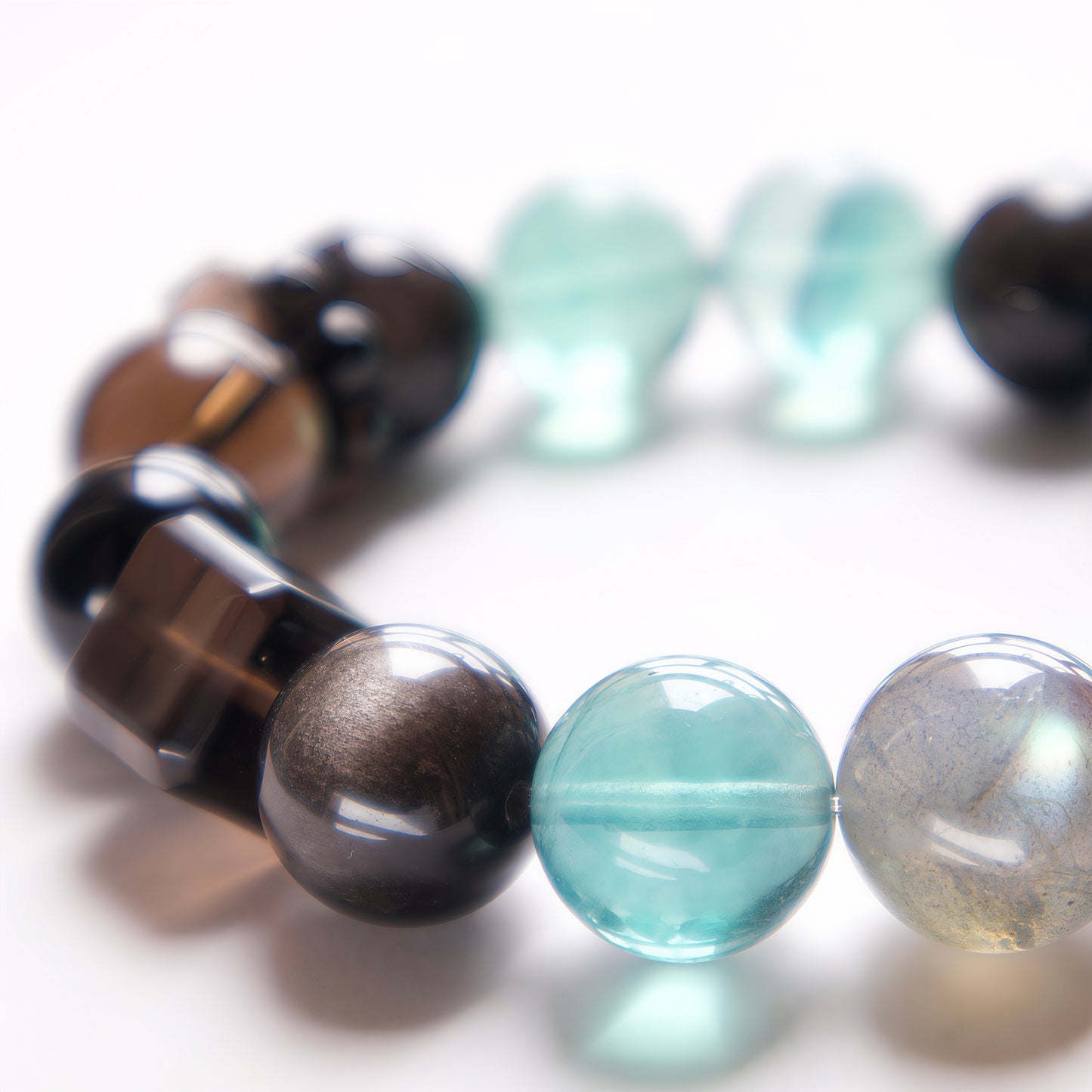 Blue Tiger’s Eye & Fluorite Bracelet – Natural Crystal Jewelry for Clarity and Balance