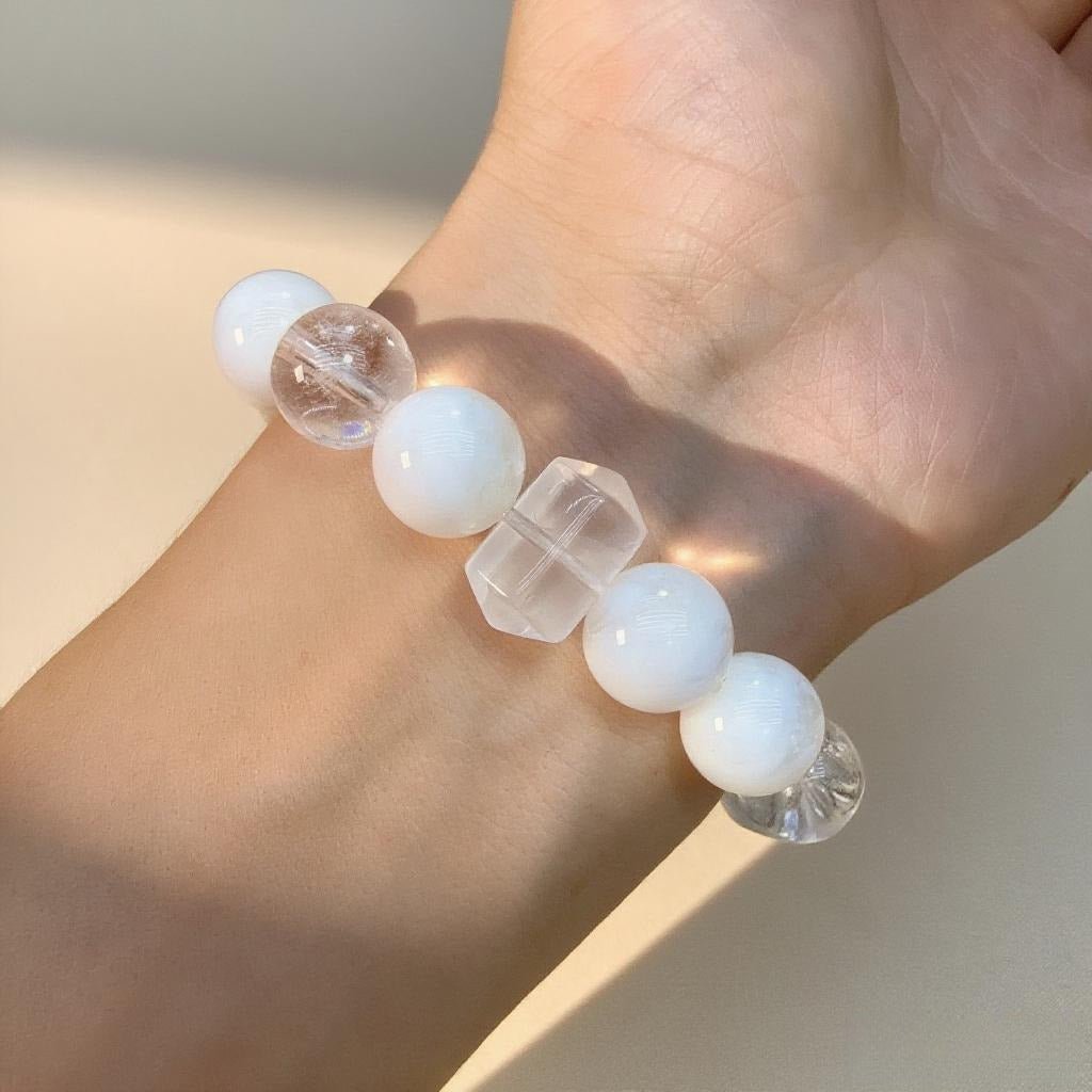 Snow Quartz & White Agate Bracelet – Natural Crystal Jewelry for Calm and Balance