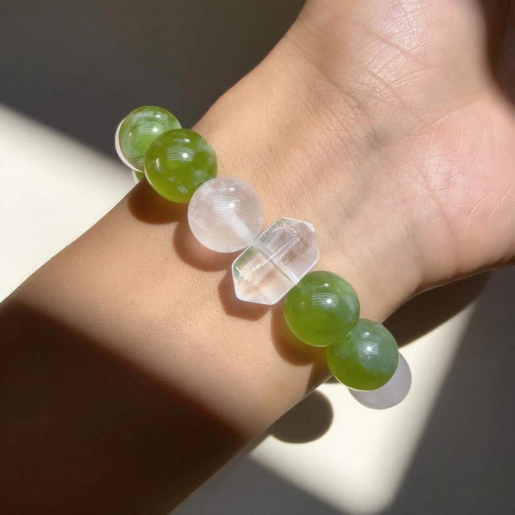 Xiuyan Jade & Green Fluorite Bracelet – Healing Crystal Jewelry for Harmony and Renewal