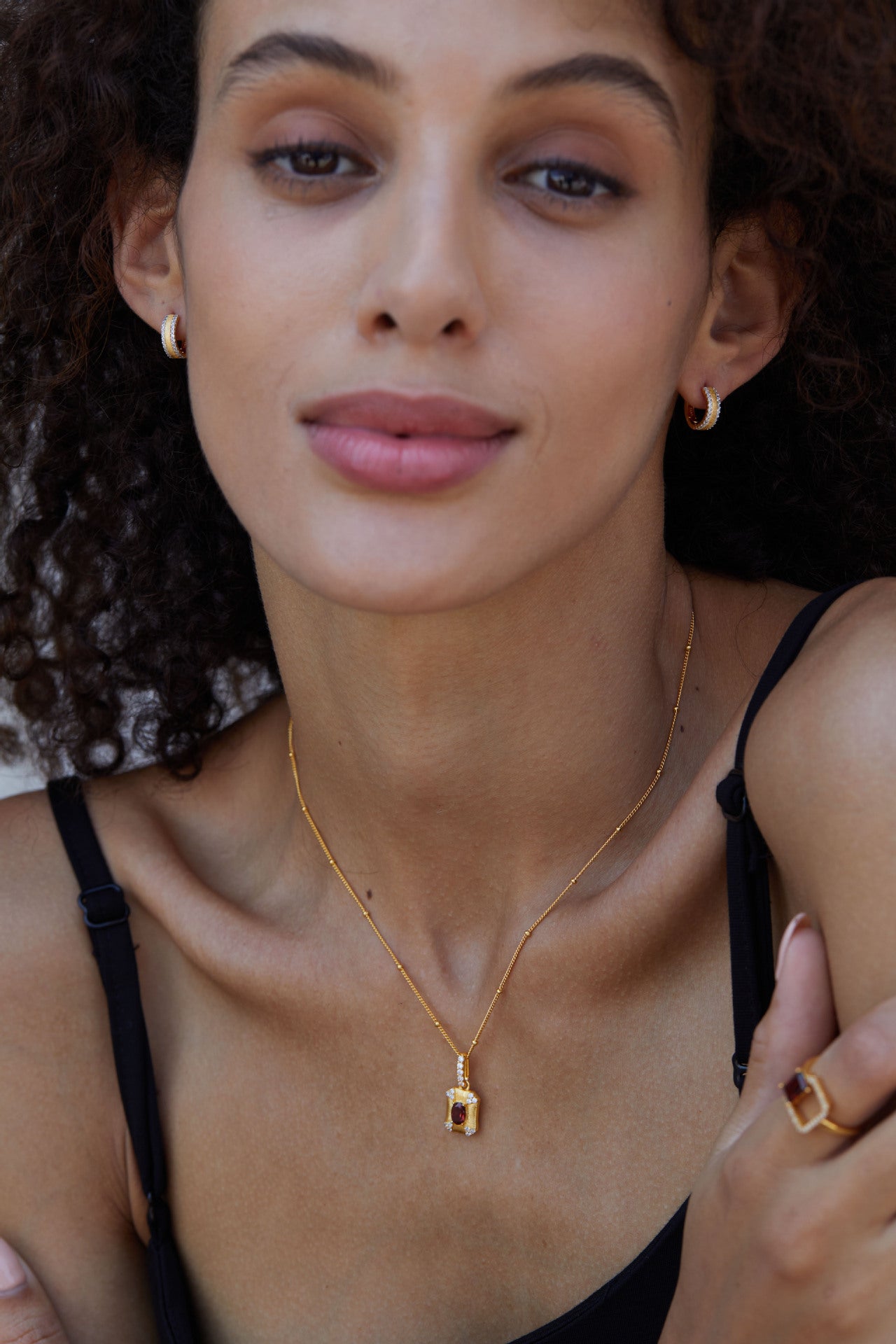 S925Silver Brushed Necklace Natural Garnet Women's Niche Light Luxury Style Pendant Bead Chain Versatile Necklace Collarbone Chain