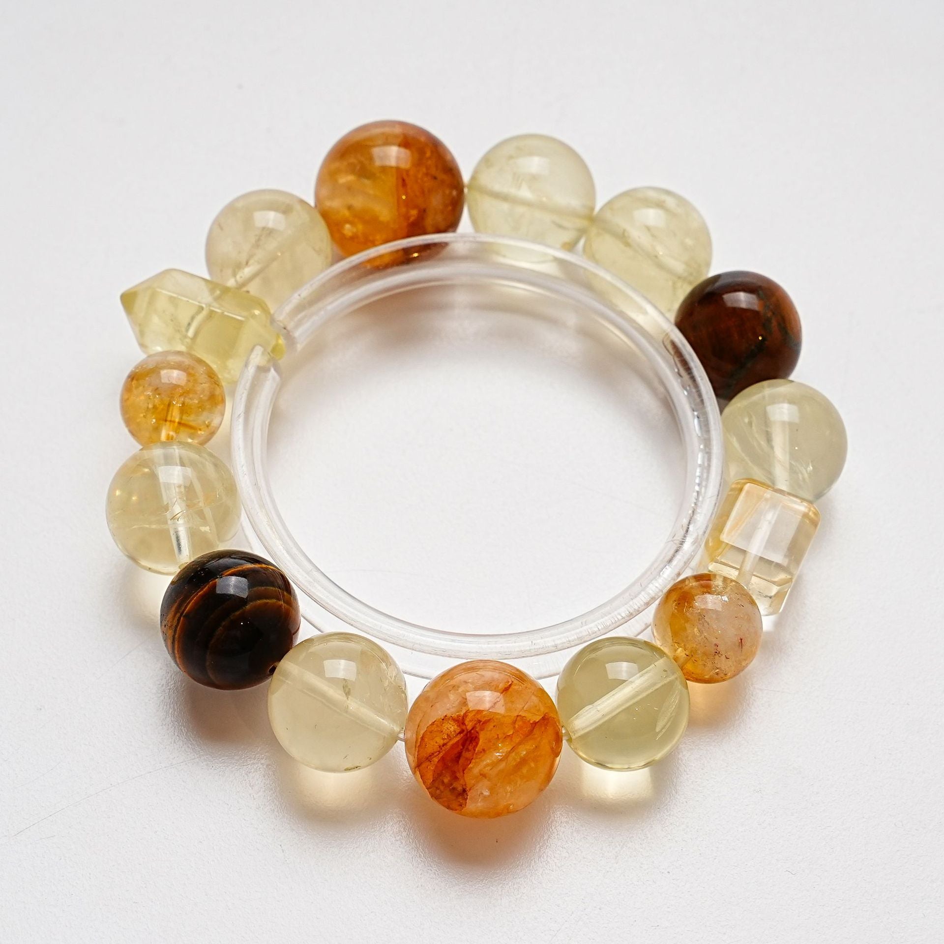 Natural Lemon Quartz Crystal Bracelet for Women Versatile High-Quality Yellow Tower Crystal Bracelet