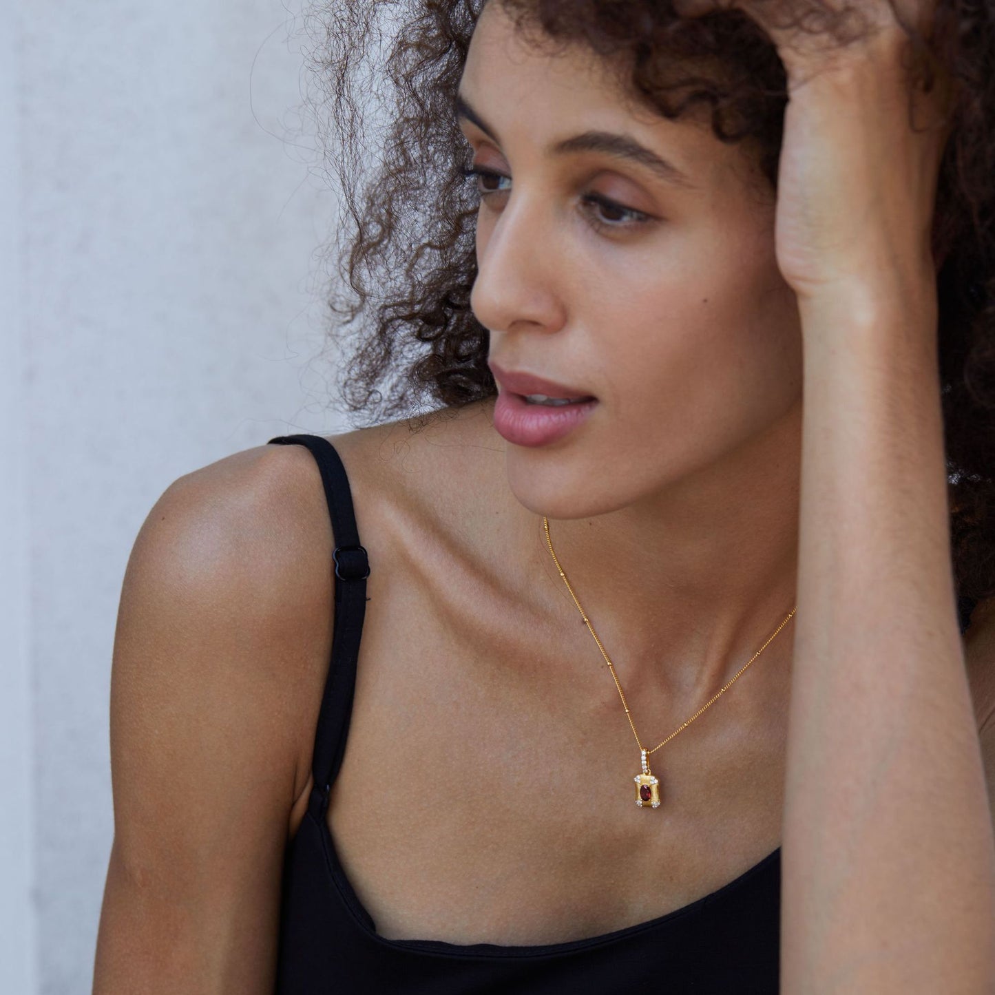 S925Silver Brushed Necklace Natural Garnet Women's Niche Light Luxury Style Pendant Bead Chain Versatile Necklace Collarbone Chain