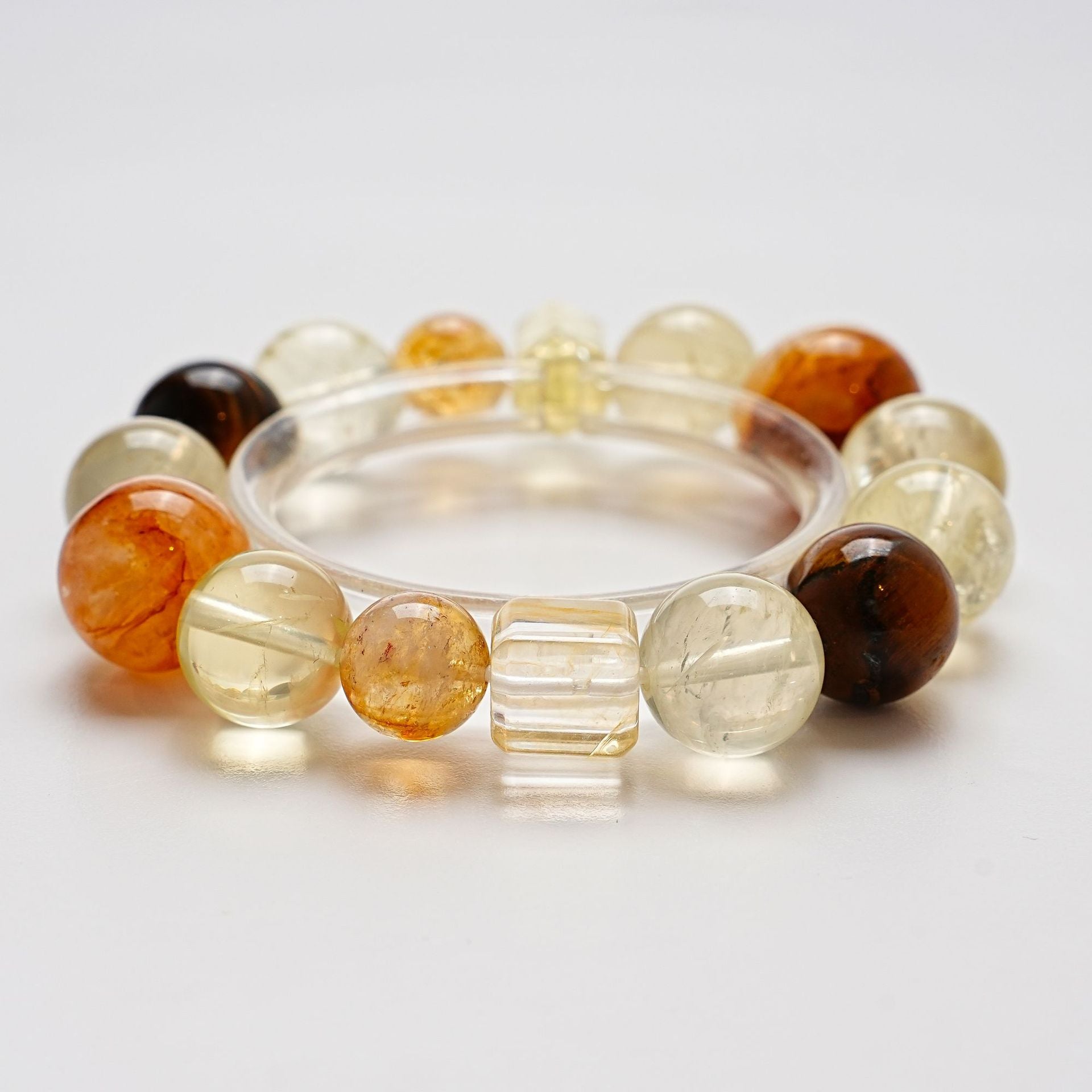 Natural Lemon Quartz Crystal Bracelet for Women Versatile High-Quality Yellow Tower Crystal Bracelet